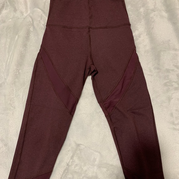 AERIE CHILL PLAY MOVE MESH LEGGINGS - Picture 2 of 7